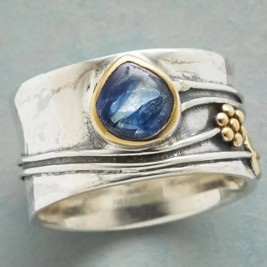 Ajastutruu vintage rinnamikrofon