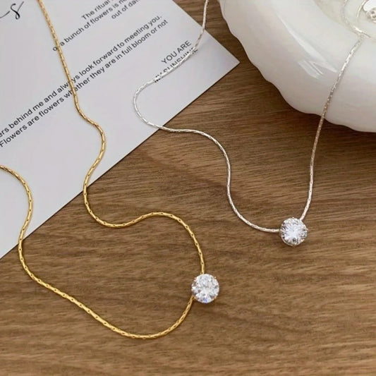 Moissanite kivilõõts Cléa kaelakee