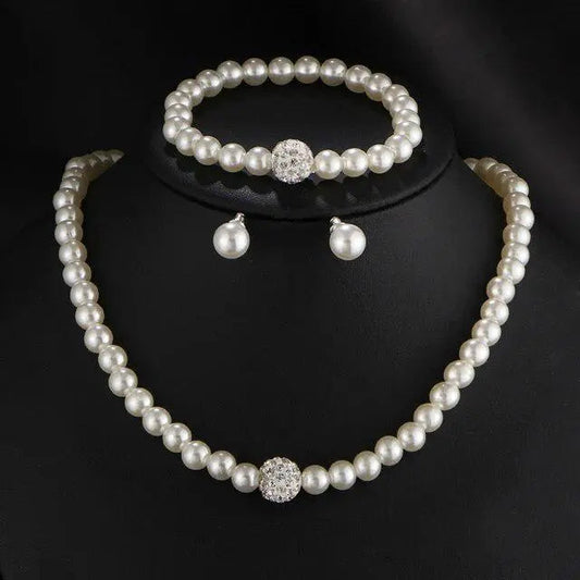 Elegantne helmestekomplekt